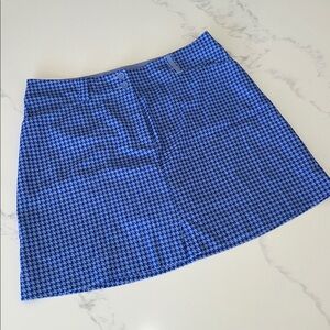 NIKE SIZE 12~GOLF SKIRT SHORTS ~FIT DRY SPORTS WEAR~COUNTRY CLUB CASUAL~
TENNIS